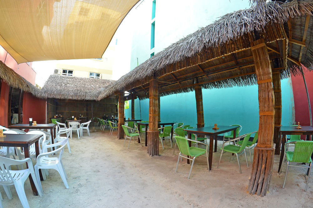 Dream Relax Hotel Hulhumalé Buitenkant foto