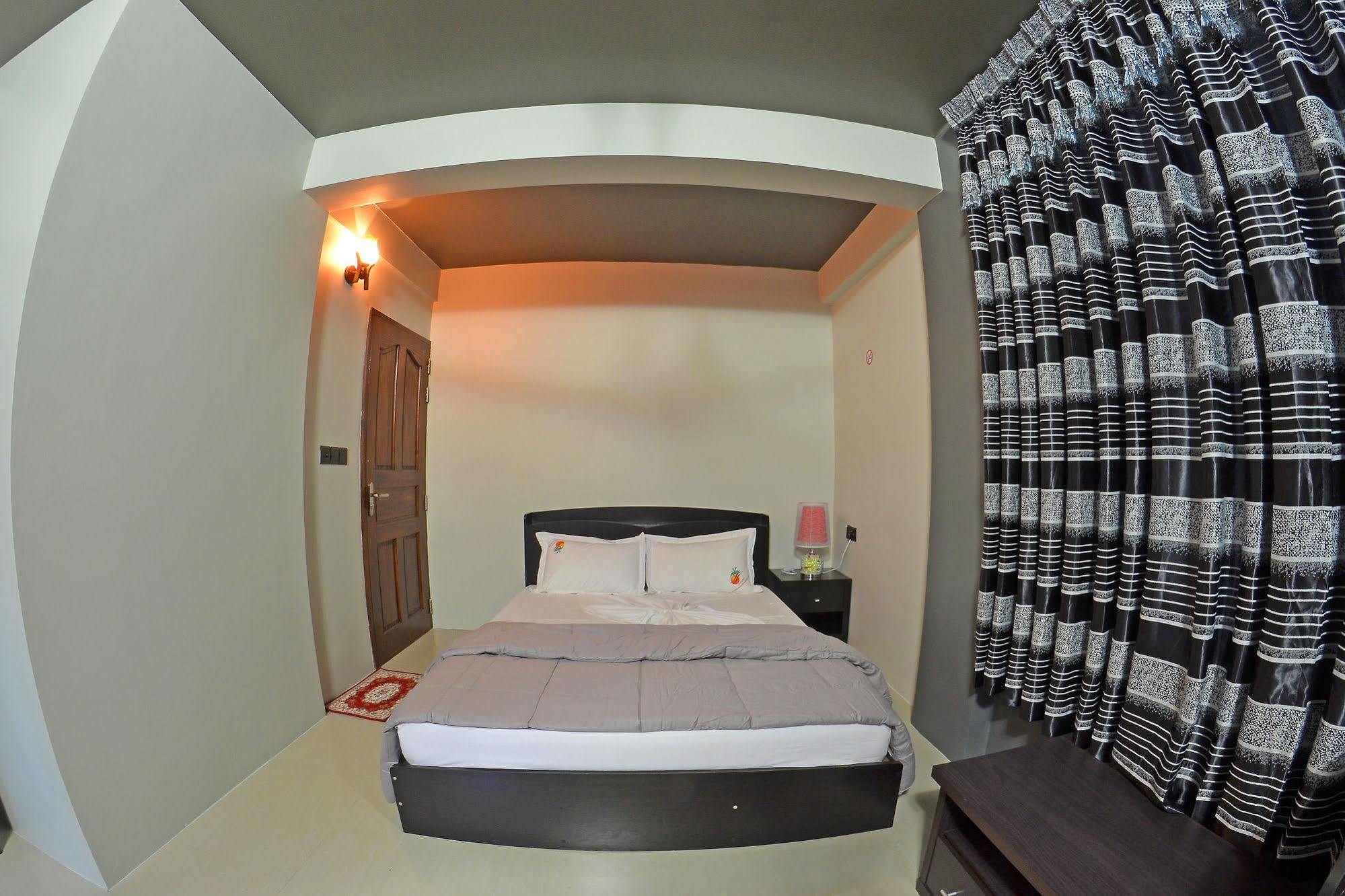 Dream Relax Hotel Hulhumalé Buitenkant foto