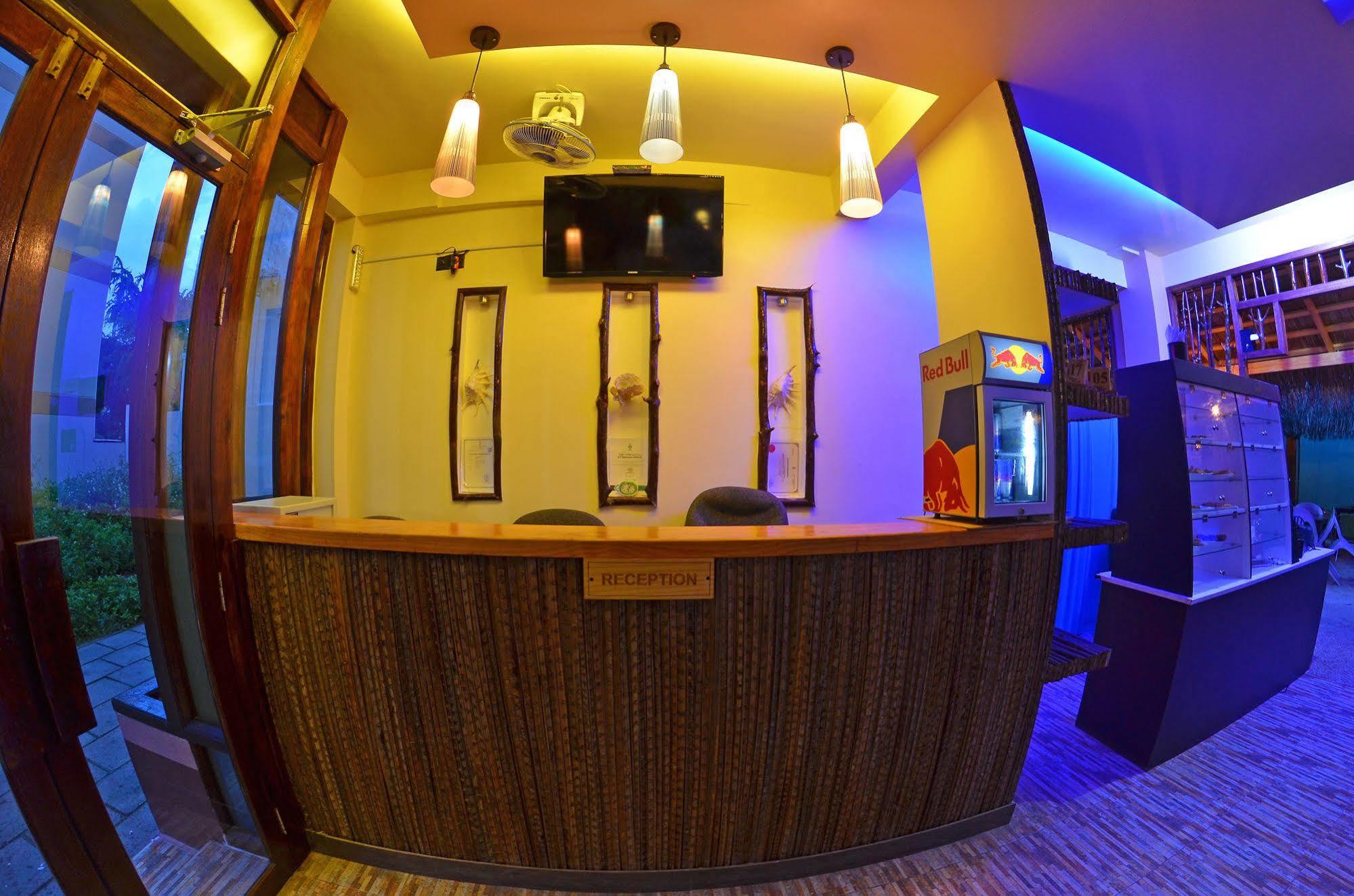 Dream Relax Hotel Hulhumalé Buitenkant foto