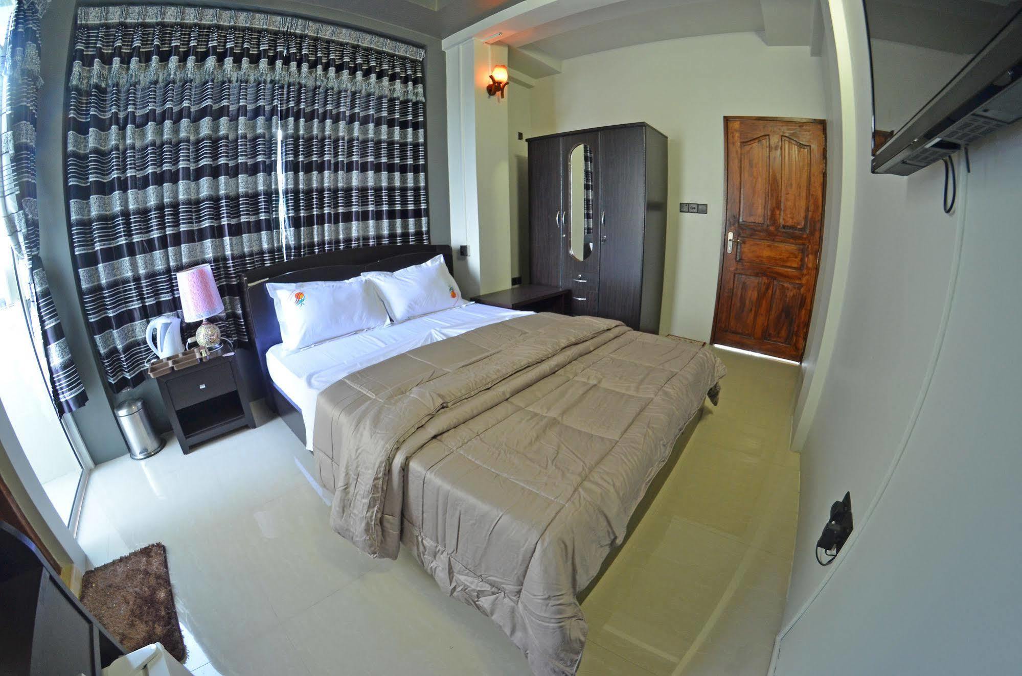 Dream Relax Hotel Hulhumalé Buitenkant foto