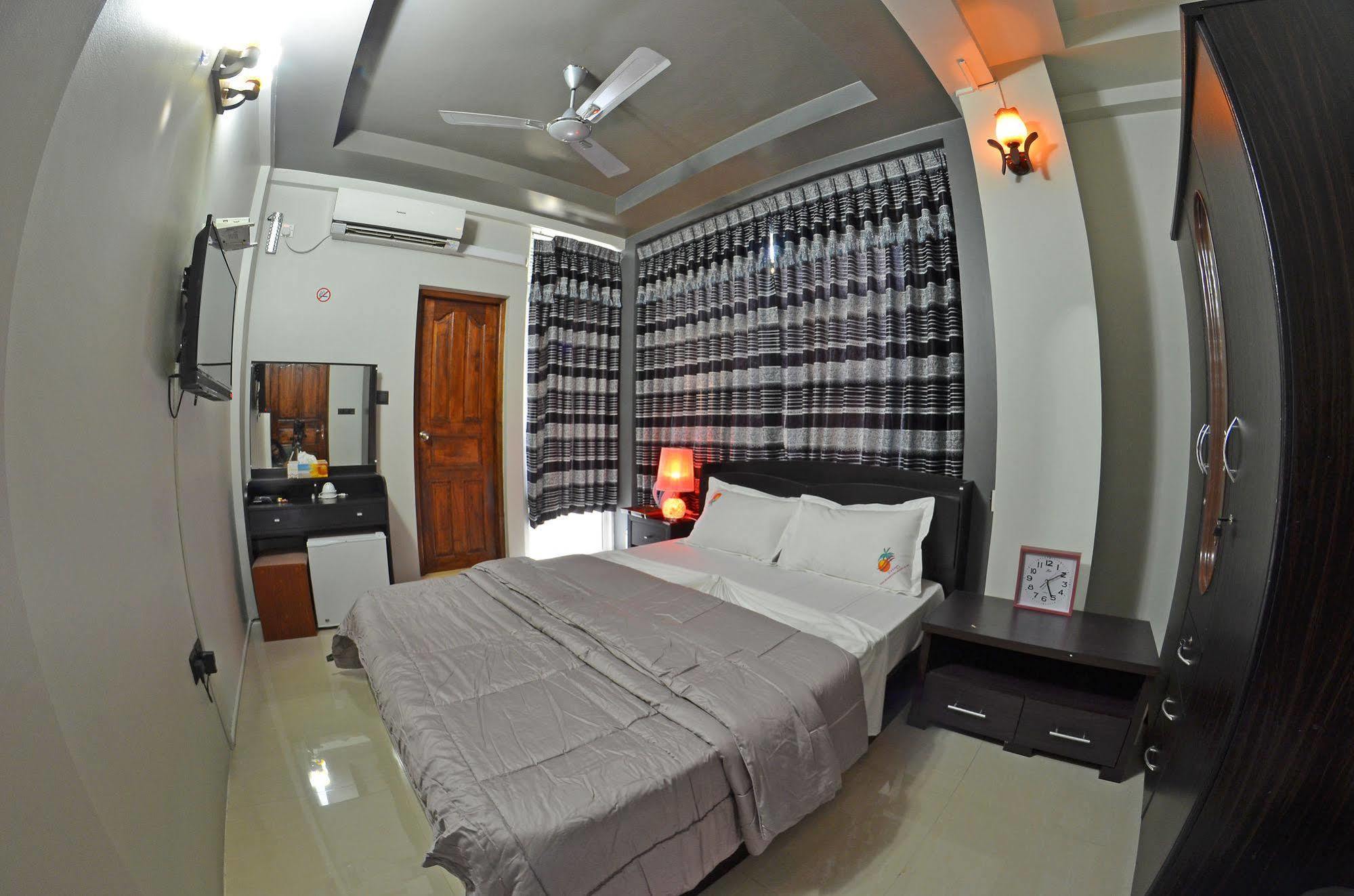 Dream Relax Hotel Hulhumalé Buitenkant foto