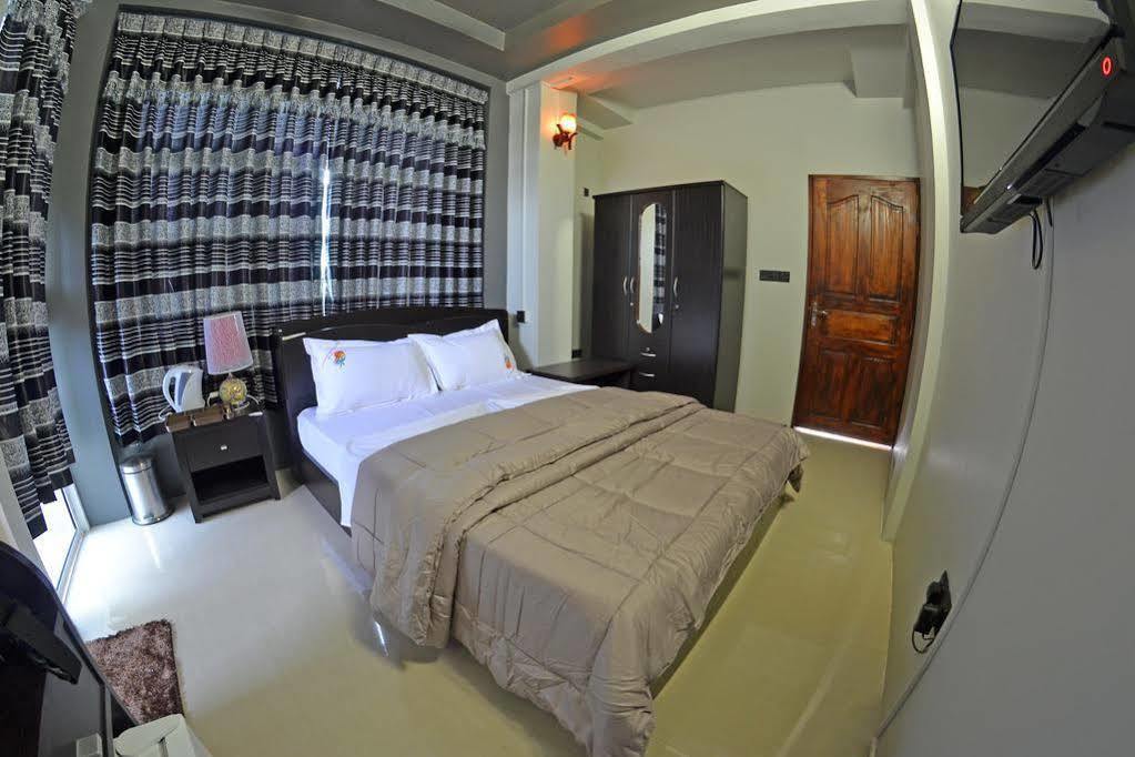 Dream Relax Hotel Hulhumalé Buitenkant foto